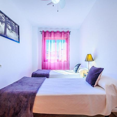 Apartamentos Madrid 또레비에하 외부 사진