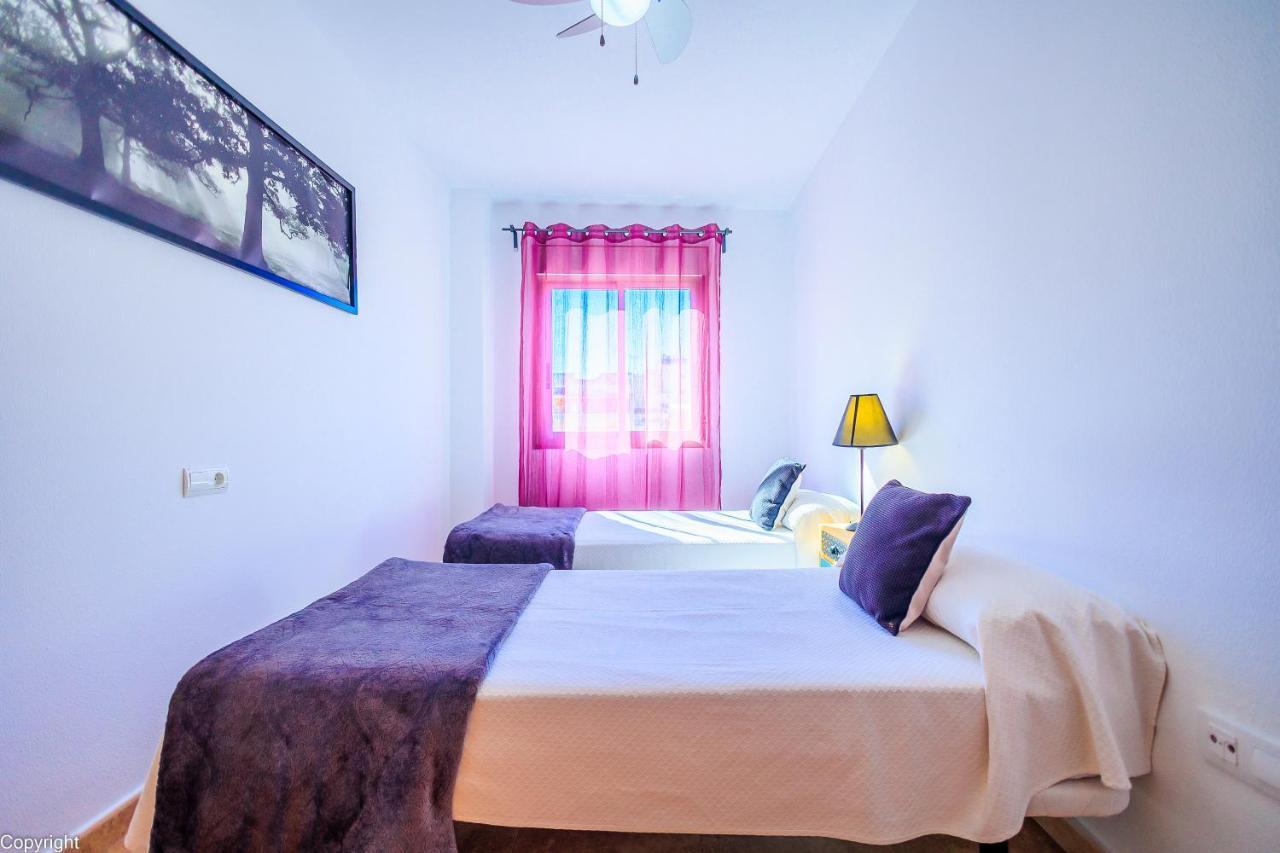 Apartamentos Madrid 또레비에하 외부 사진