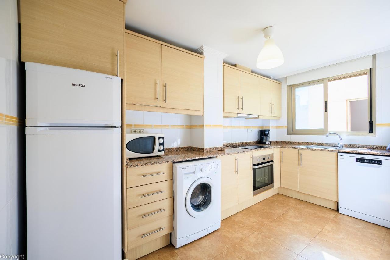 Apartamentos Madrid 또레비에하 외부 사진