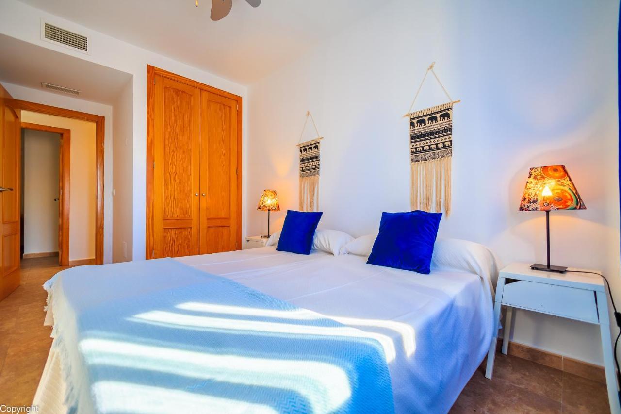 Apartamentos Madrid 또레비에하 외부 사진
