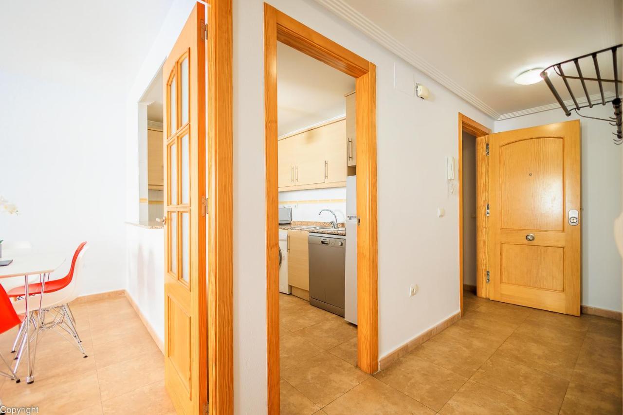 Apartamentos Madrid 또레비에하 외부 사진