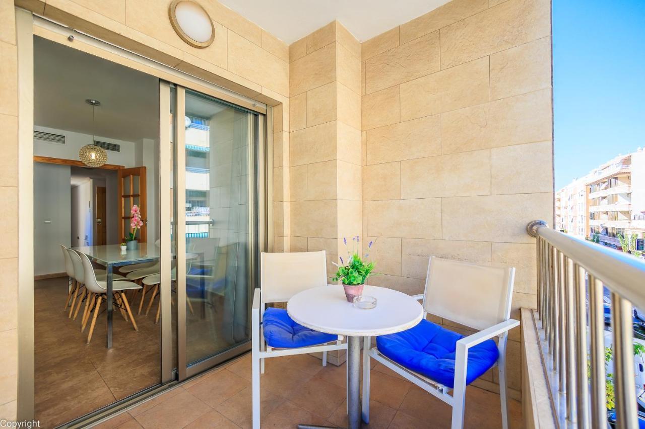 Apartamentos Madrid 또레비에하 외부 사진