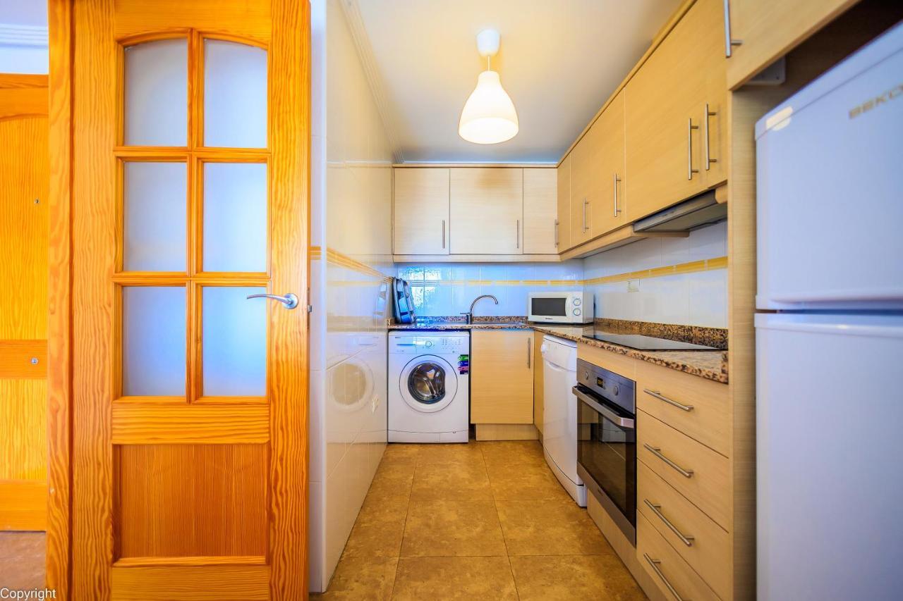 Apartamentos Madrid 또레비에하 외부 사진