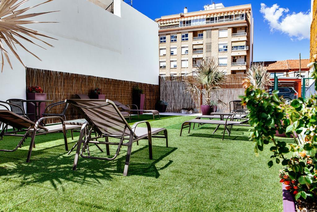 Apartamentos Madrid 또레비에하 외부 사진
