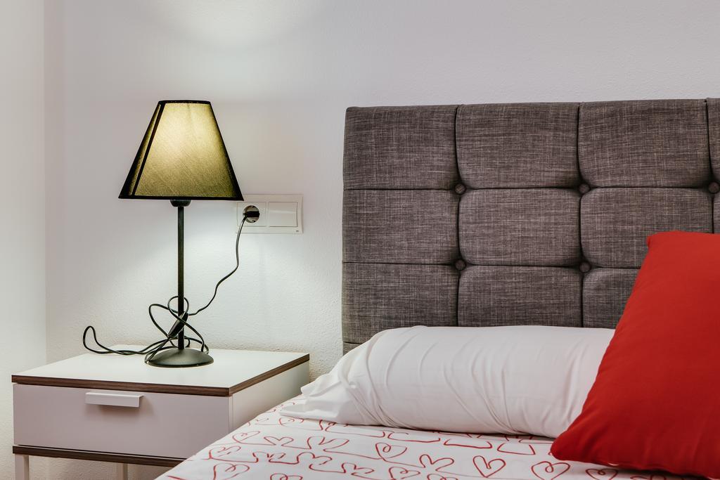 Apartamentos Madrid 또레비에하 외부 사진