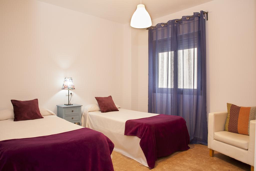 Apartamentos Madrid 또레비에하 외부 사진